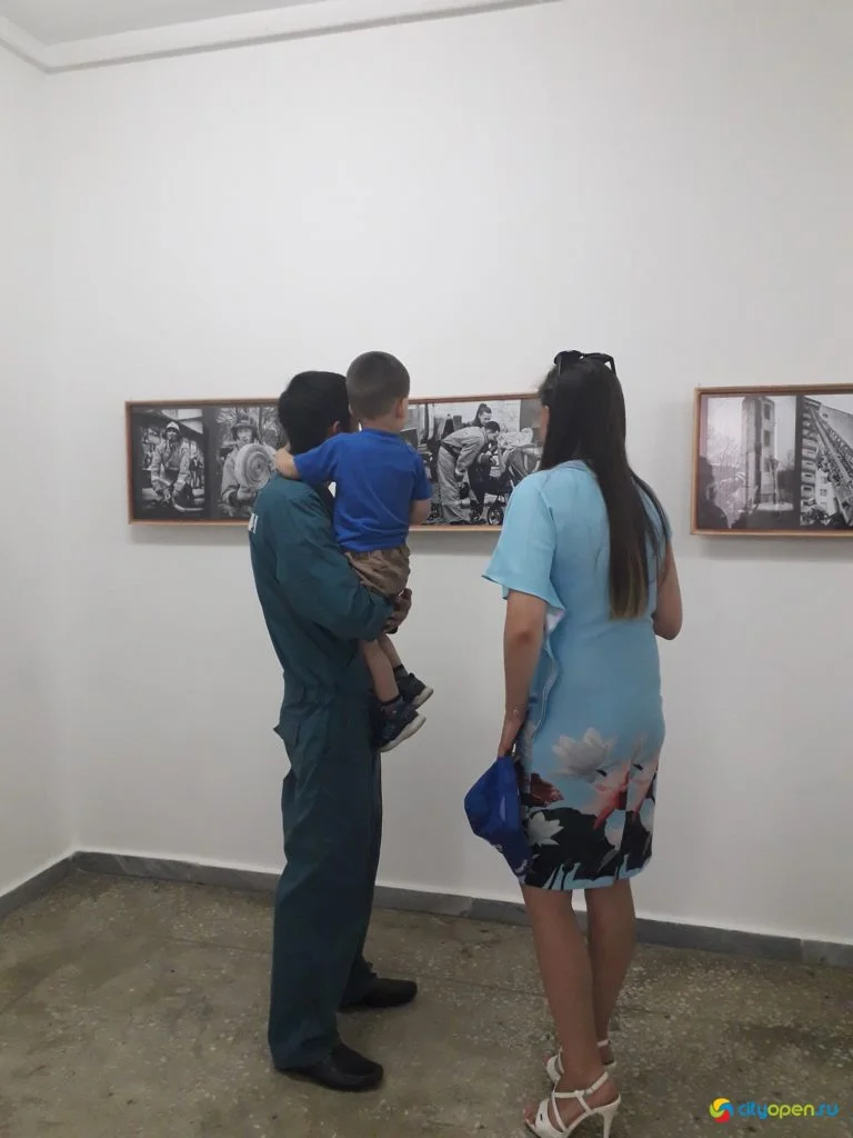 Открытие фотовыставки «Жизнь по тревоге»