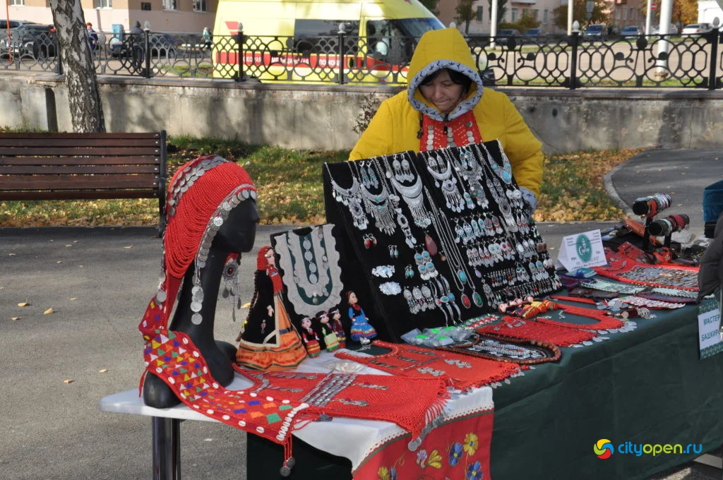 10/10/20 День Республики в парке Содовиков