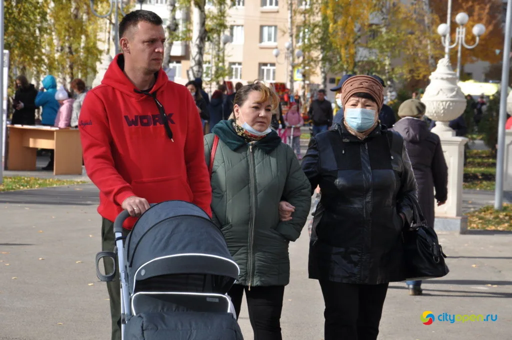 10/10/20 День Республики в парке Содовиков