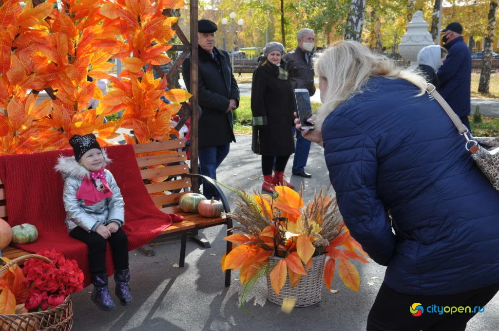 10/10/20 День Республики в парке Содовиков