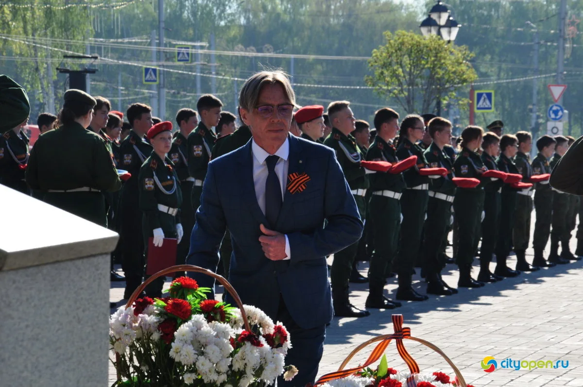 9/05/21 День Победы в Стерлитамаке-2021 / Возложение цветов. Парад Победы