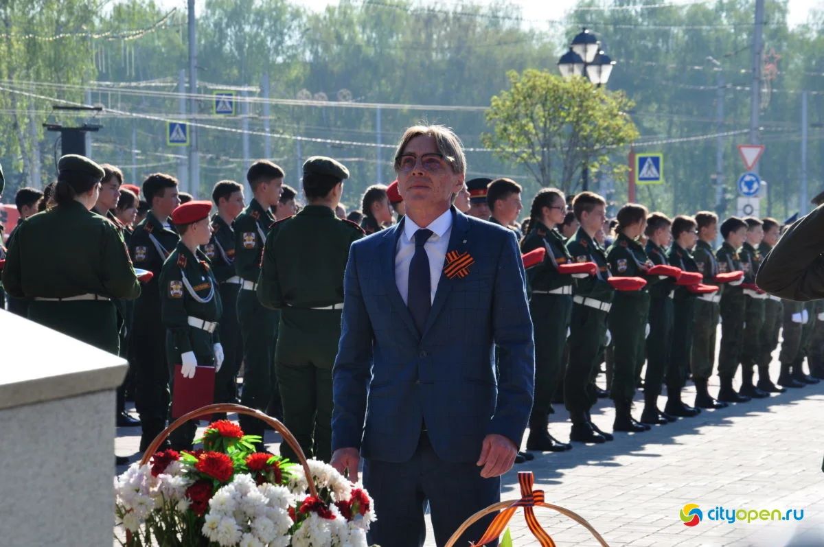 9/05/21 День Победы в Стерлитамаке-2021 / Возложение цветов. Парад Победы