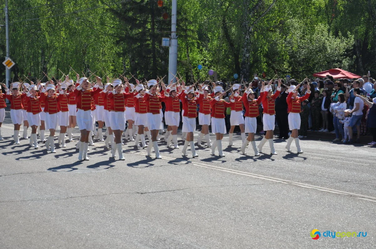 9/05/21 День Победы в Стерлитамаке-2021 / Возложение цветов. Парад Победы
