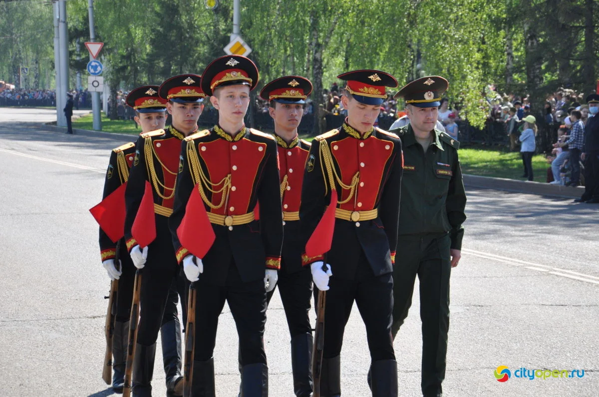 9/05/21 День Победы в Стерлитамаке-2021 / Возложение цветов. Парад Победы