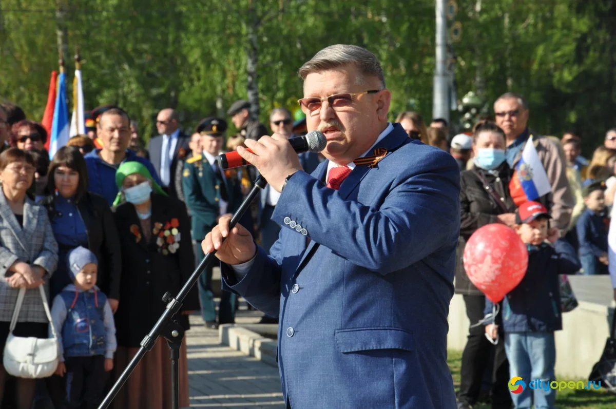 9/05/21 День Победы в Стерлитамаке-2021 / Возложение цветов. Парад Победы