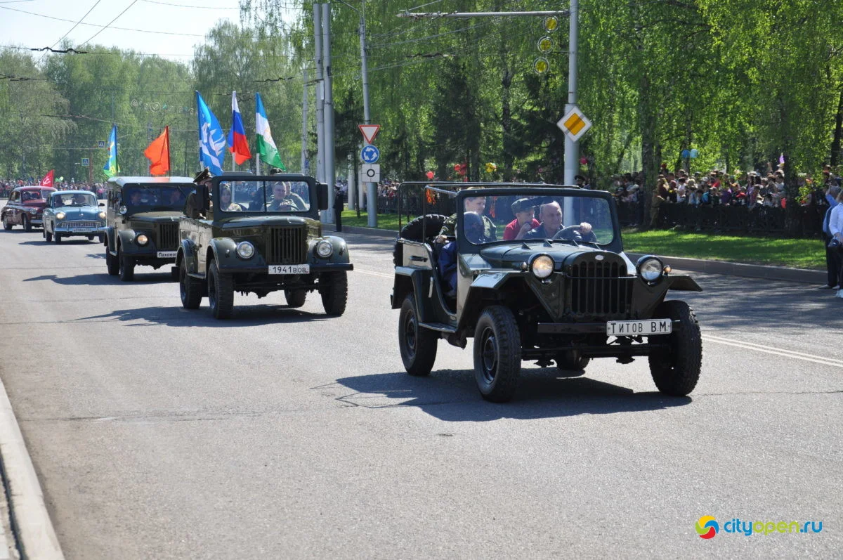 9/05/21 День Победы в Стерлитамаке-2021 / Возложение цветов. Парад Победы