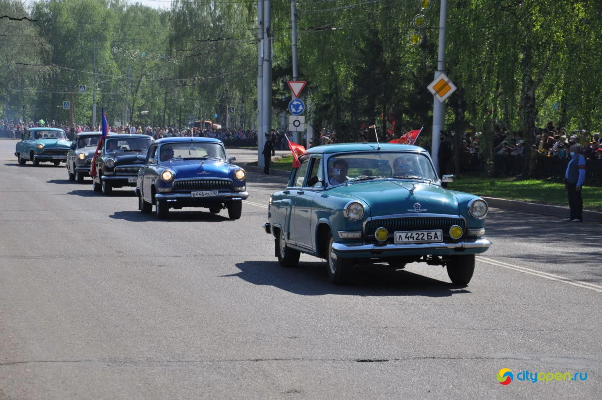 9/05/21 День Победы в Стерлитамаке-2021 / Возложение цветов. Парад Победы