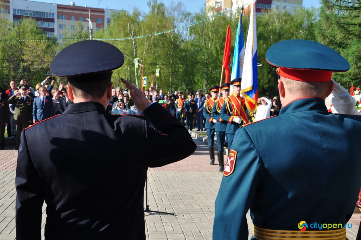 9/05/21 День Победы в Стерлитамаке-2021 / Возложение цветов. Парад Победы