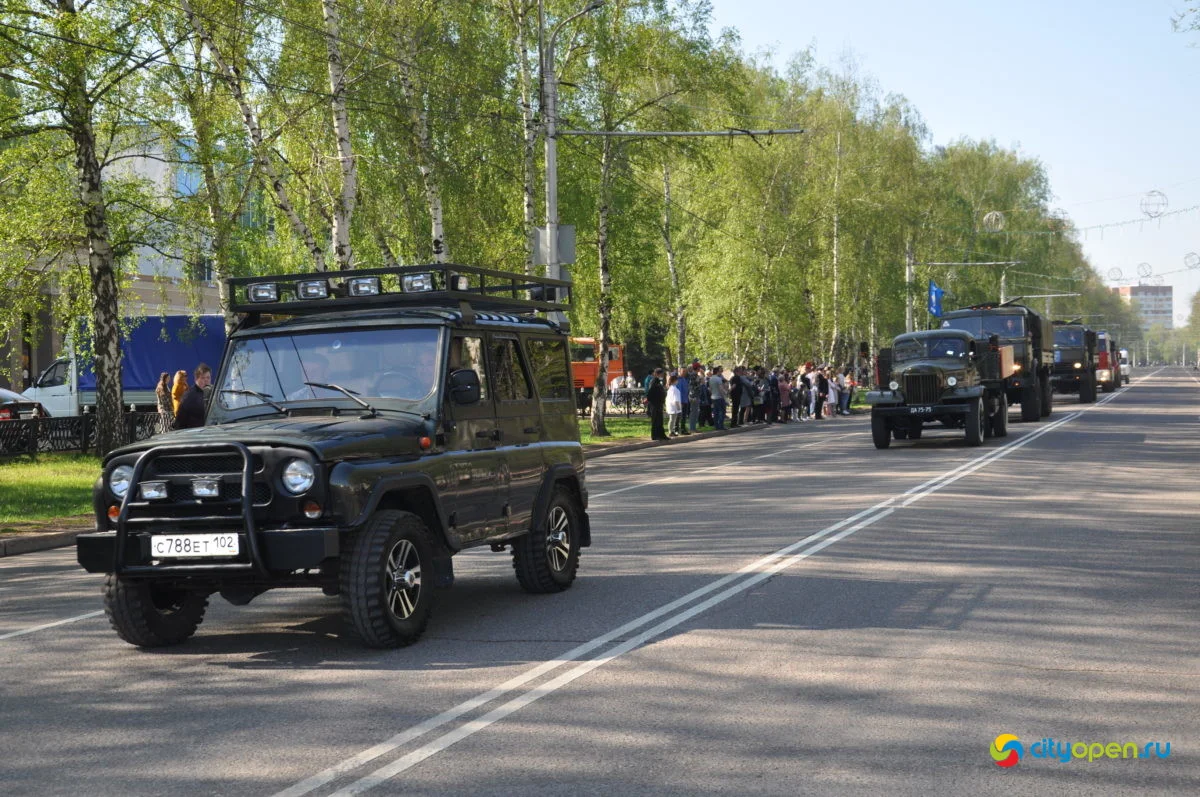 9/05/21 День Победы в Стерлитамаке-2021 / Возложение цветов. Парад Победы