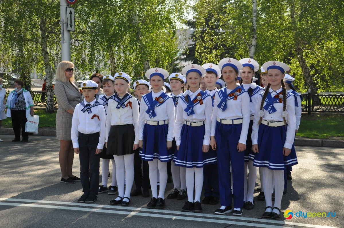 9/05/21 День Победы в Стерлитамаке-2021 / Возложение цветов. Парад Победы
