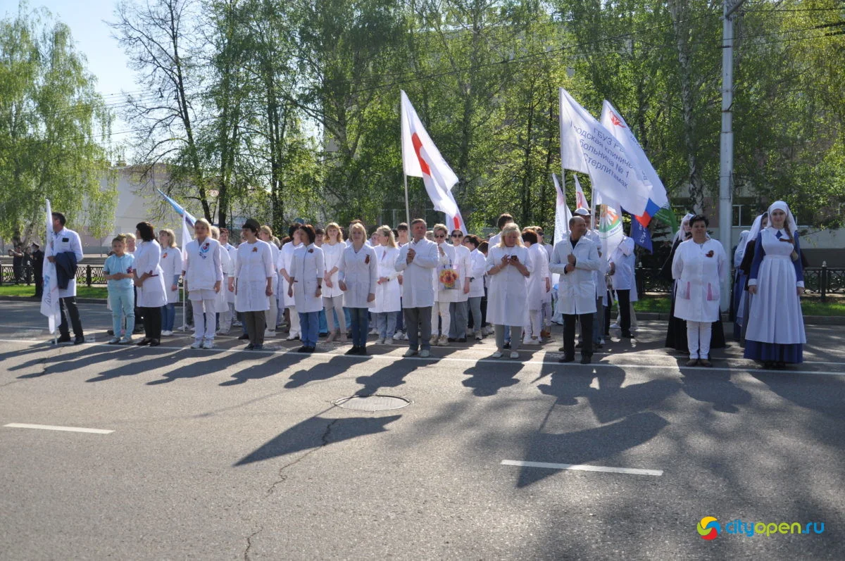 9/05/21 День Победы в Стерлитамаке-2021 / Возложение цветов. Парад Победы