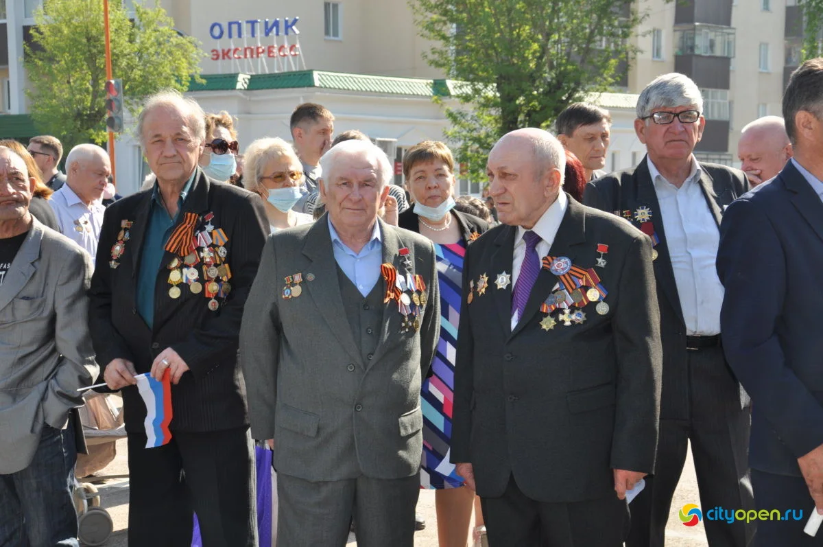 9/05/21 День Победы в Стерлитамаке-2021 / Возложение цветов. Парад Победы