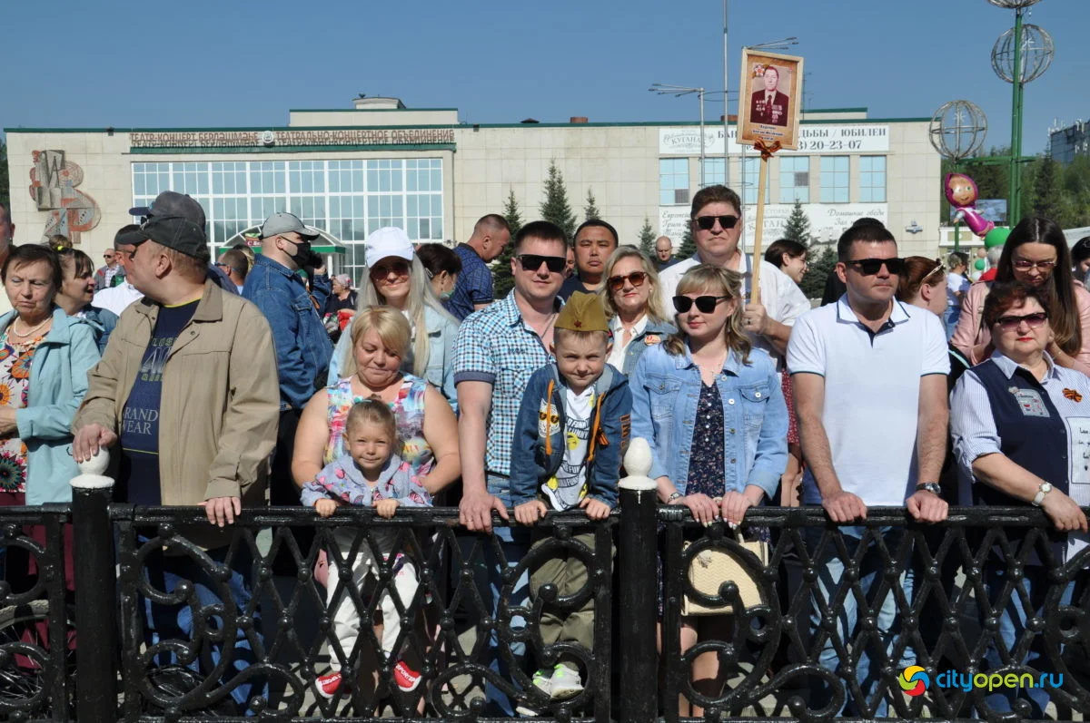 9/05/21 День Победы в Стерлитамаке-2021 / Возложение цветов. Парад Победы