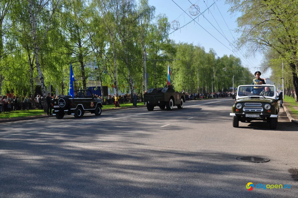 9/05/21 День Победы в Стерлитамаке-2021 / Возложение цветов. Парад Победы
