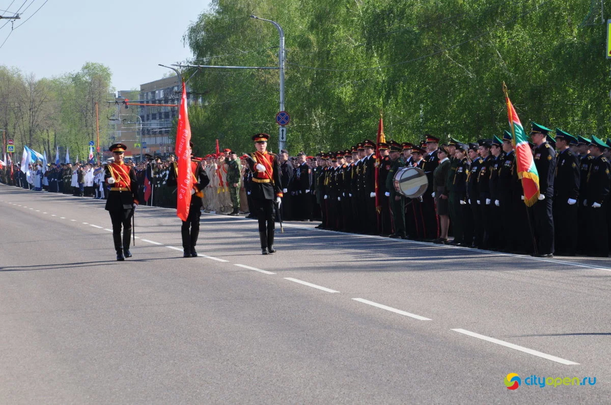 9/05/21 День Победы в Стерлитамаке-2021 / Возложение цветов. Парад Победы
