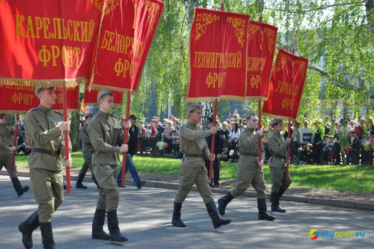9/05/21 День Победы в Стерлитамаке-2021 / Возложение цветов. Парад Победы