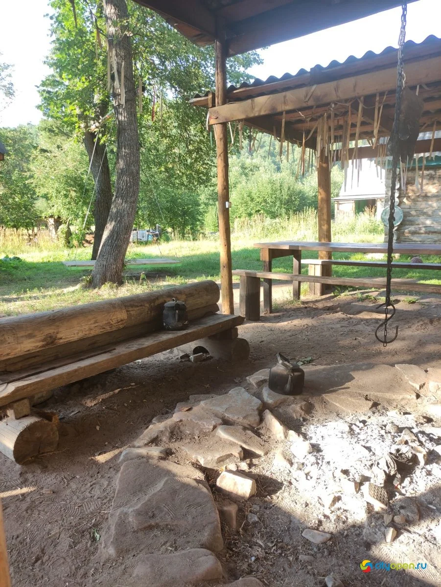 «Хижина шамана»