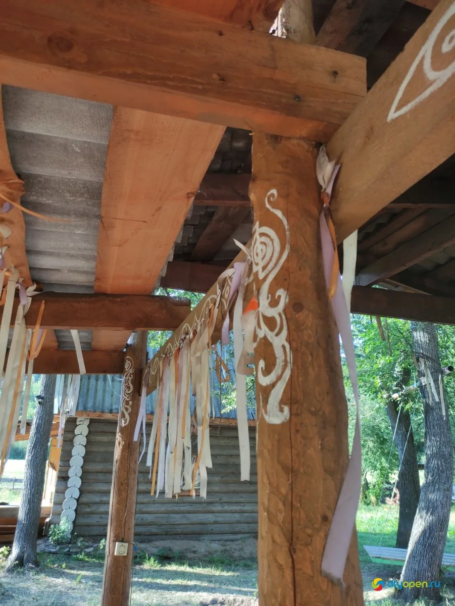 «Хижина шамана»