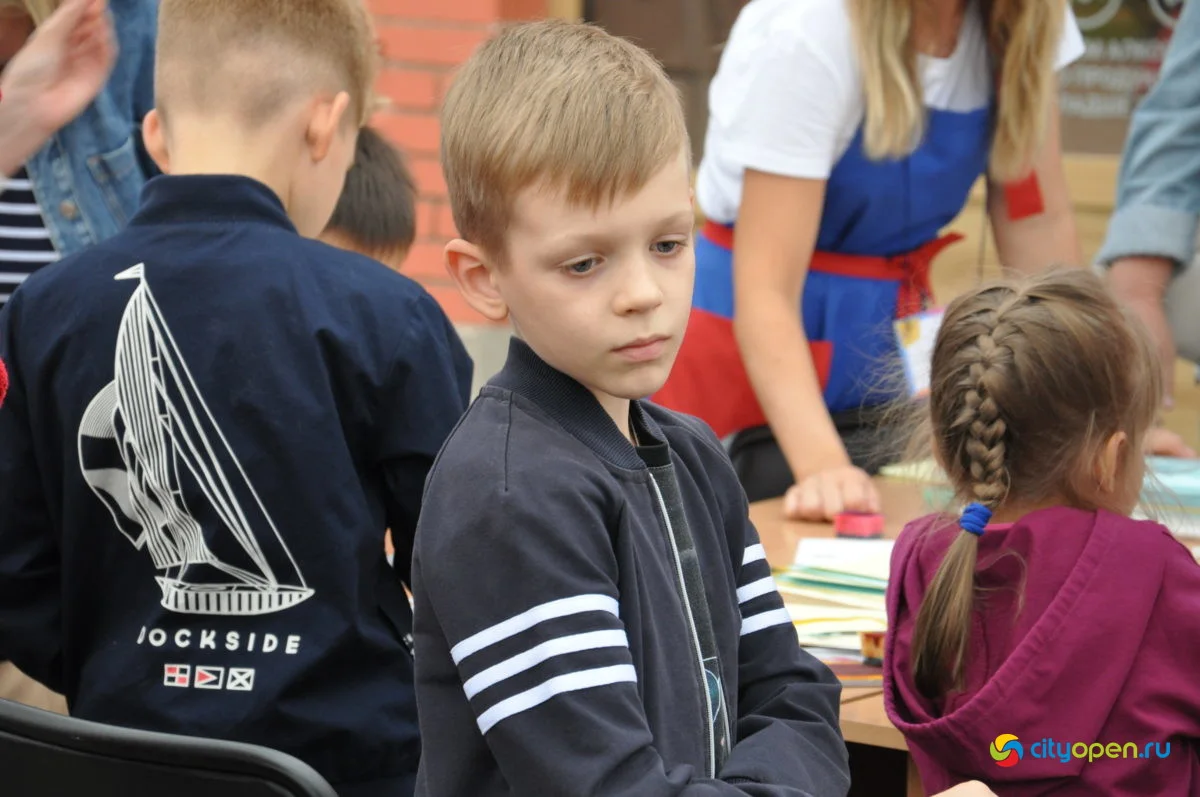 02/09/21 Арт-книго-фест @ Сквер в Старом городе