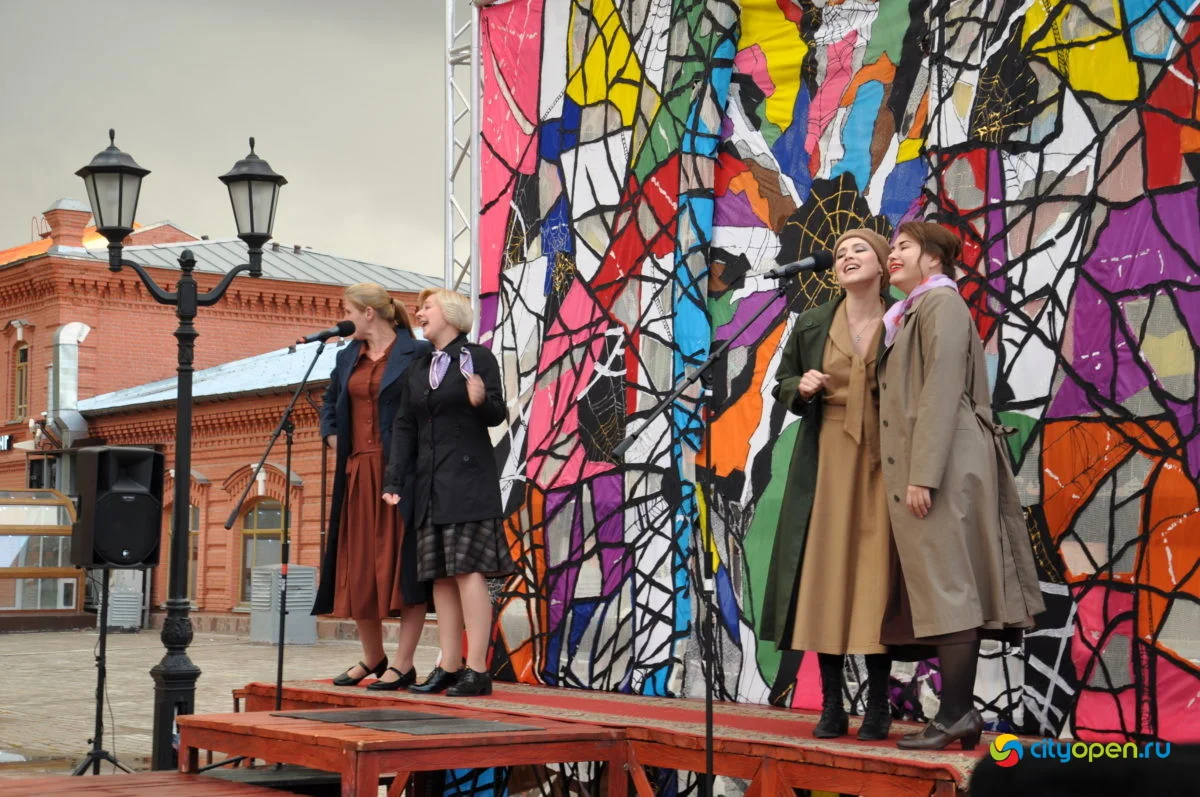 15/09/21 Концерт «Да здравствует сцена!» | Площадь перед Русдрамом