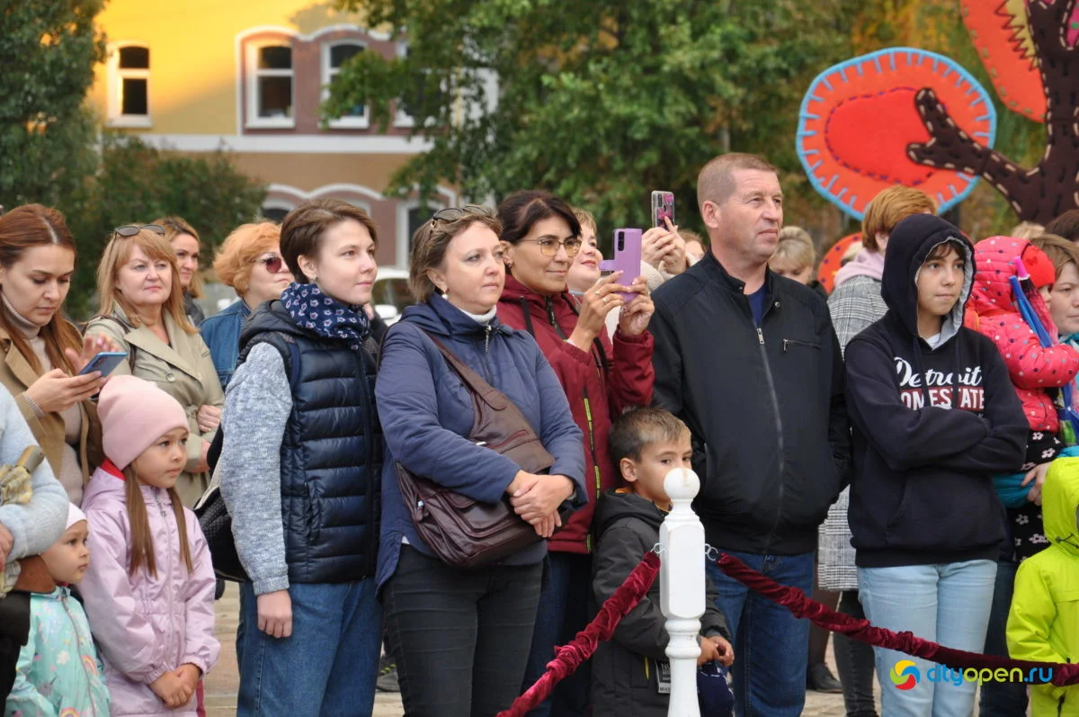 15/09/21 Концерт «Да здравствует сцена!» | Площадь перед Русдрамом