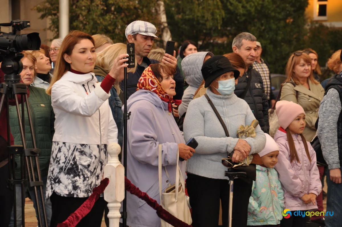 15/09/21 Концерт «Да здравствует сцена!» | Площадь перед Русдрамом