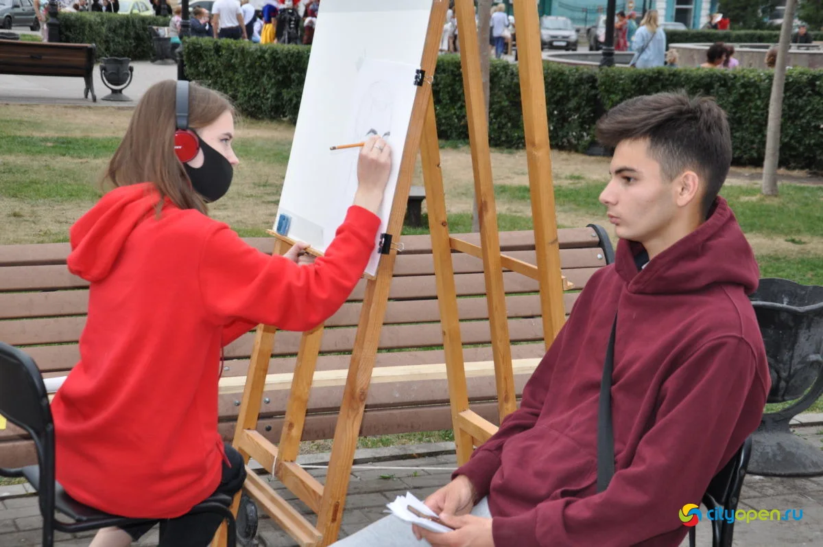 02/09/21 Арт-книго-фест @ Сквер в Старом городе