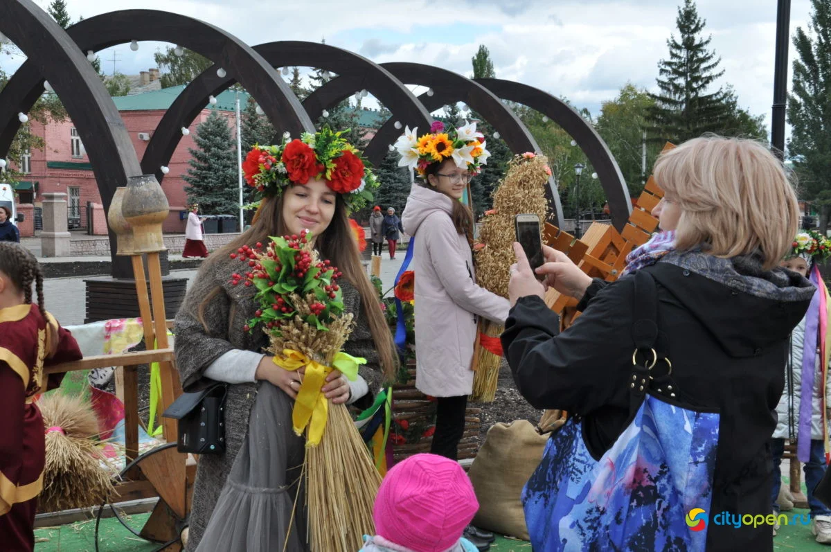 11/09/21 День города в Стерлитамаке | Кросс нации. Фестиваль хлеба. Площадь перед ГДК
