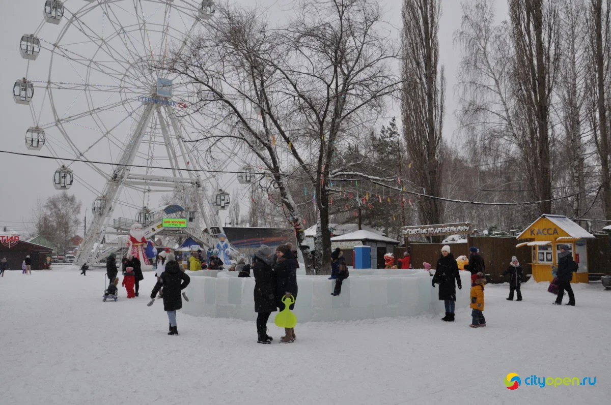 18.12.21 / Открытие городка и Парад Дедов Морозов в Парке им. Гагарина