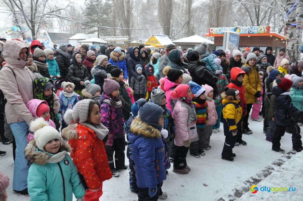 18.12.21 / Открытие городка и Парад Дедов Морозов в Парке им. Гагарина