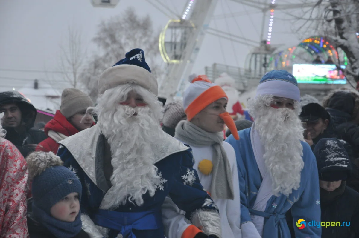 18.12.21 / Открытие городка и Парад Дедов Морозов в Парке им. Гагарина
