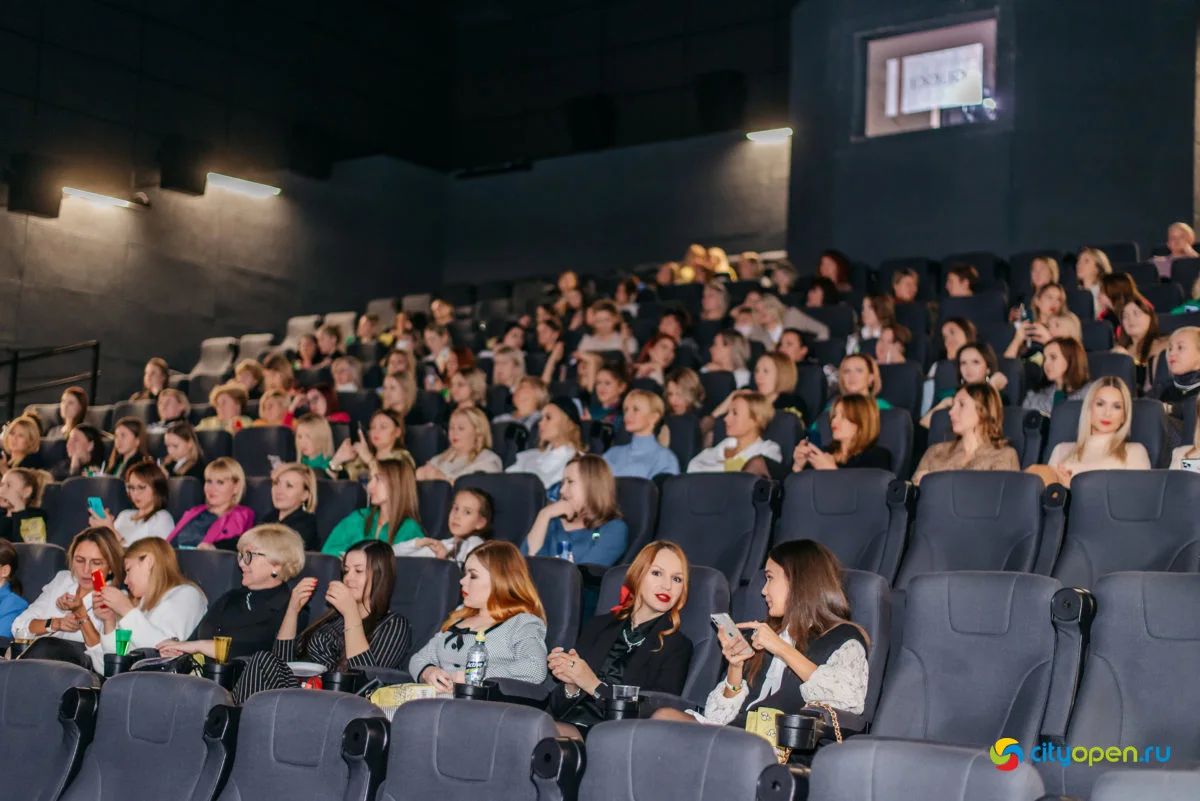 02/12/21 Премьера фильма «Дом GUCCI» @ Кинопорт