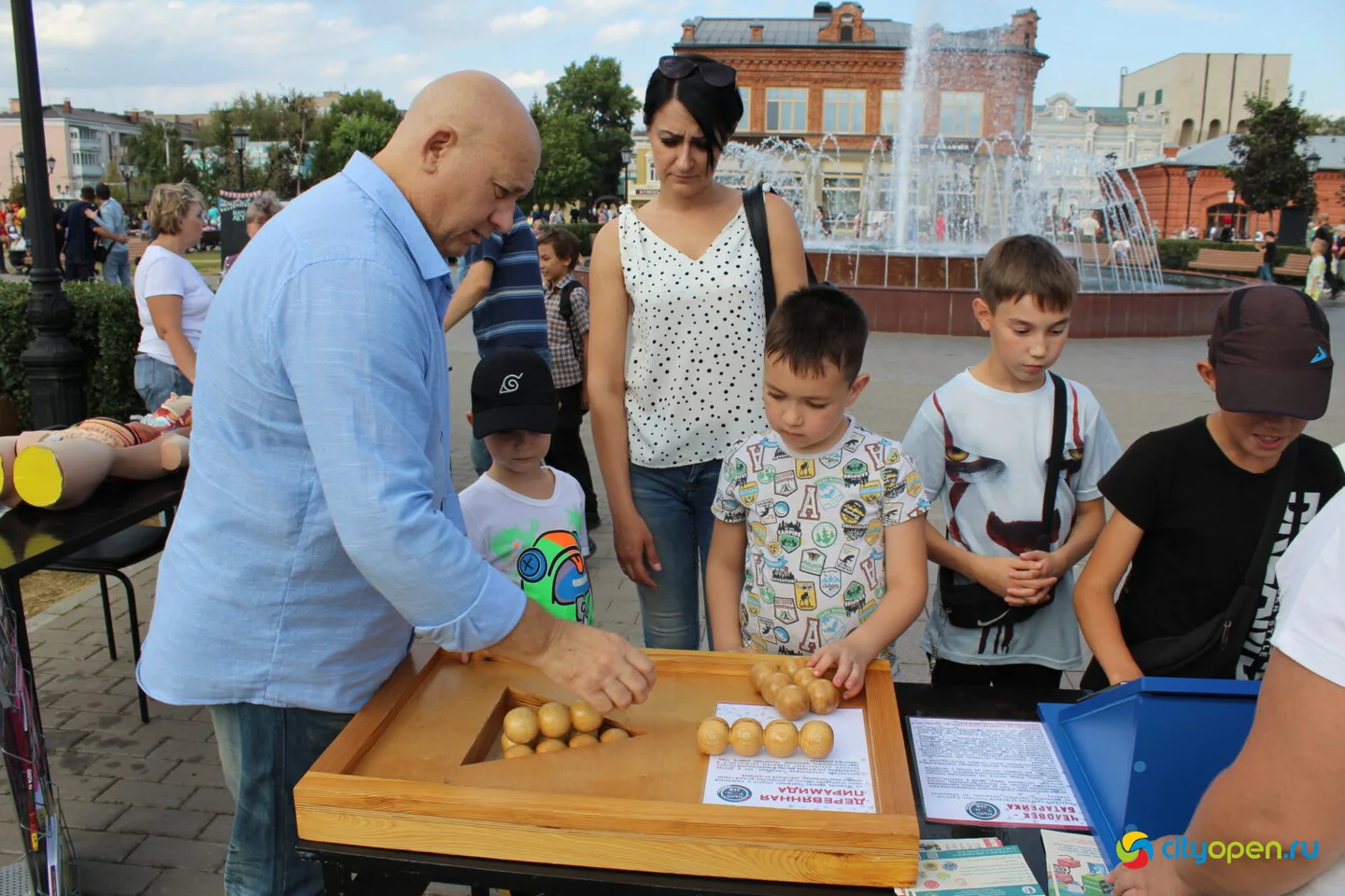 02/09/22 V юбилейный Арт-книго-фест @ Сквер в Старом городе