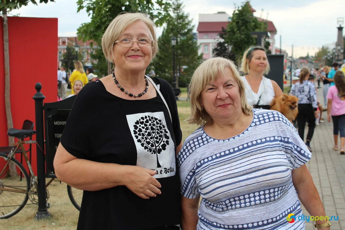 02/09/22 V юбилейный Арт-книго-фест @ Сквер в Старом городе