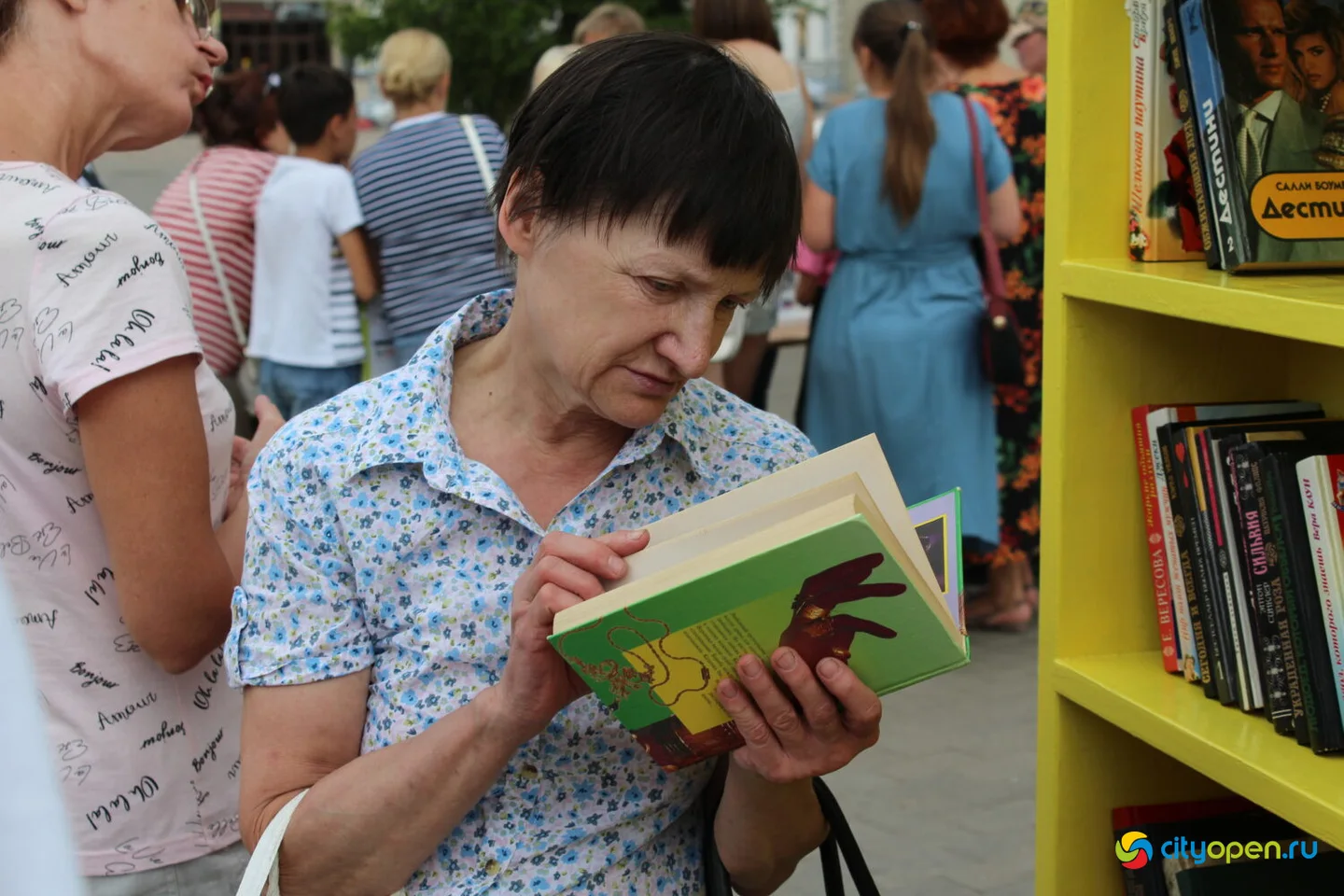02/09/22 V юбилейный Арт-книго-фест @ Сквер в Старом городе