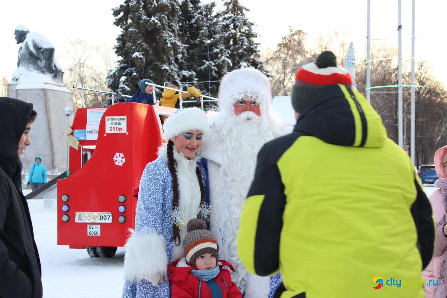 24/12/22 Открытие городка на площади СГТКО