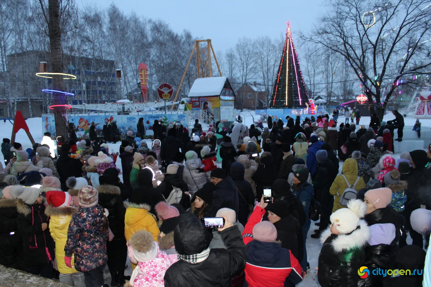 17/12/22 Открытие новогоднего городка @ Парк им. Гагарина