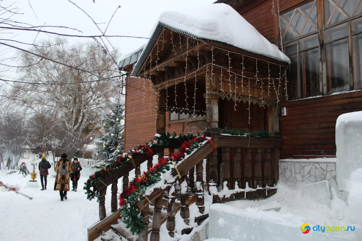 23/12/22 Парад Дедов Морозов и Снегурочек | Открытие городка на ГДК