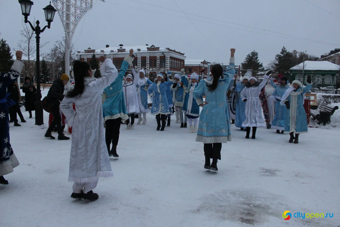 23/12/22 Парад Дедов Морозов и Снегурочек | Открытие городка на ГДК