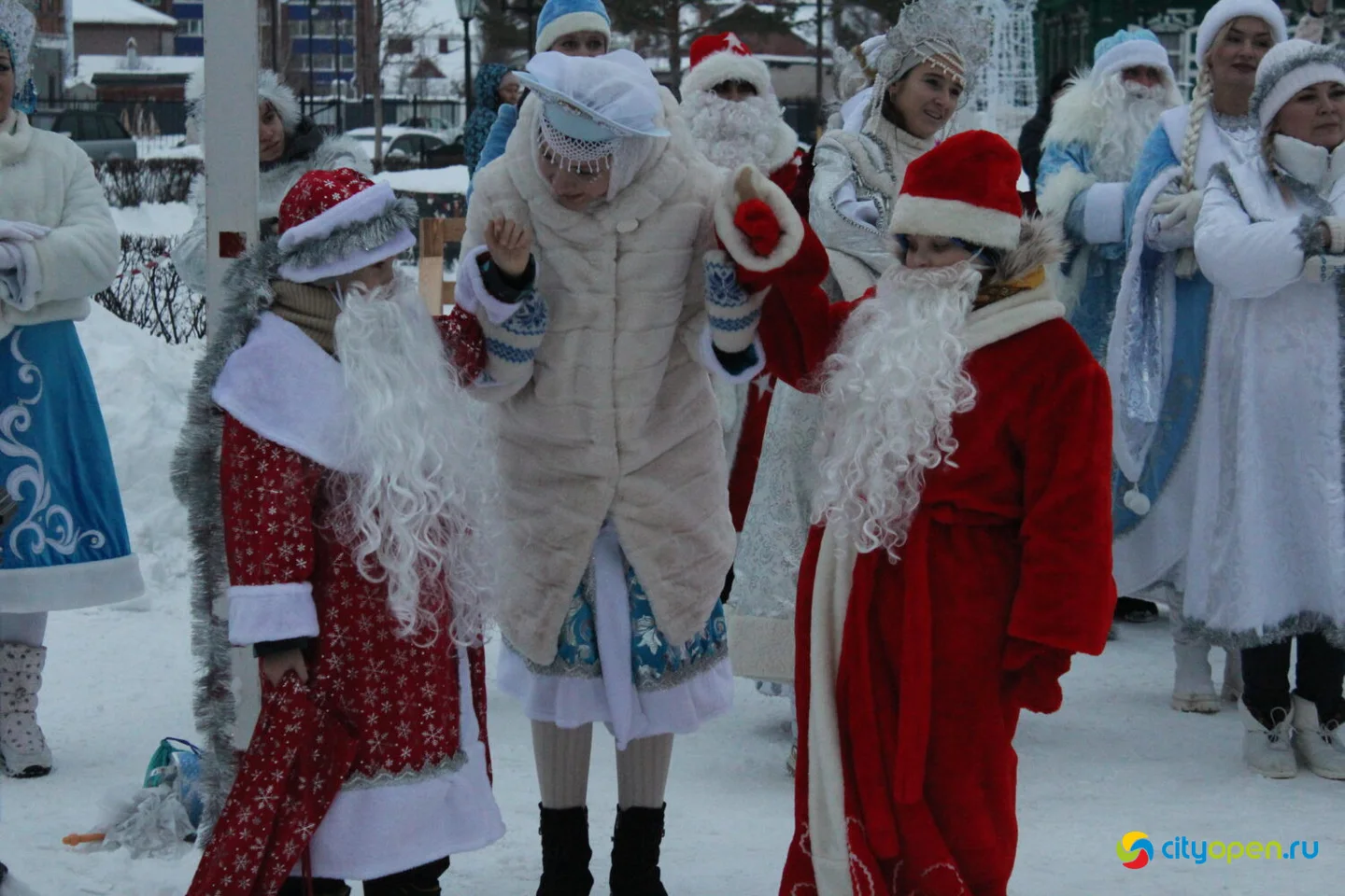 23/12/22 Парад Дедов Морозов и Снегурочек | Открытие городка на ГДК