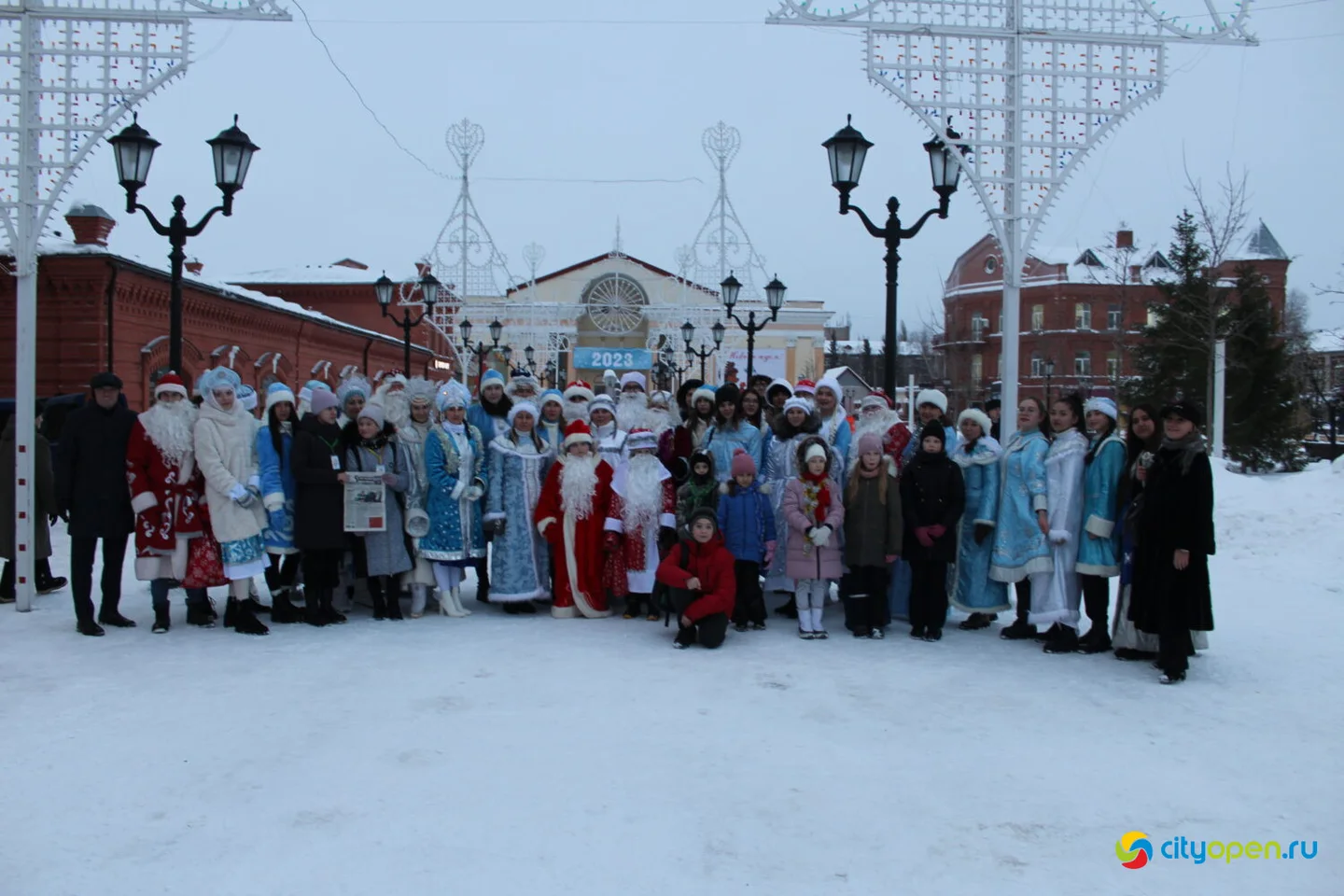 23/12/22 Парад Дедов Морозов и Снегурочек | Открытие городка на ГДК