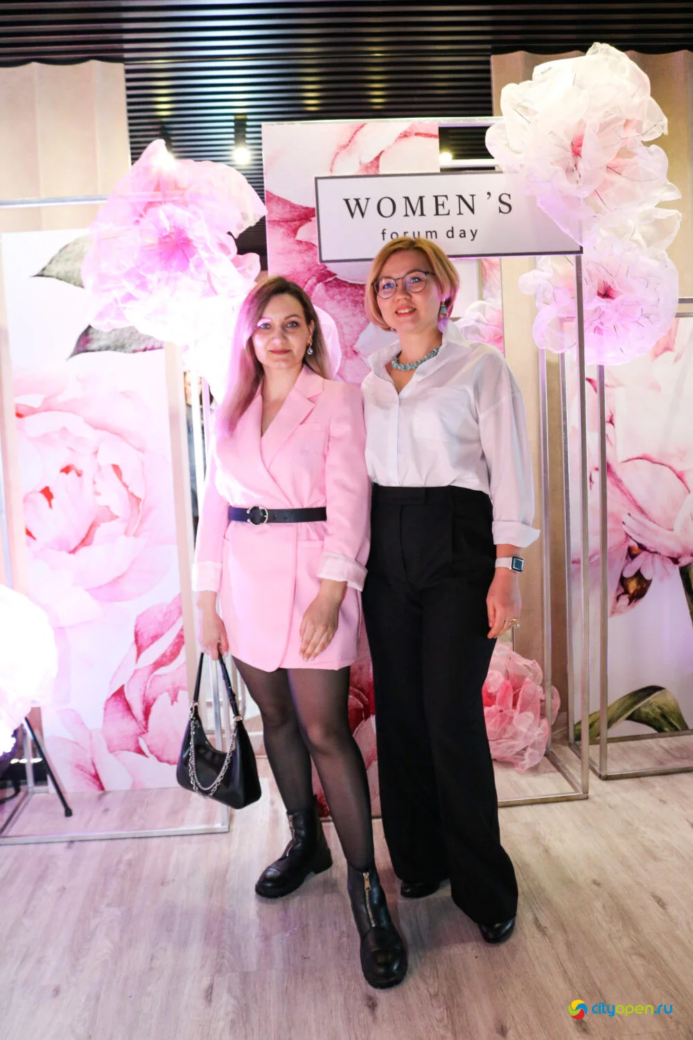 05/03/23 Women’s forum day @ Рестобар Большой