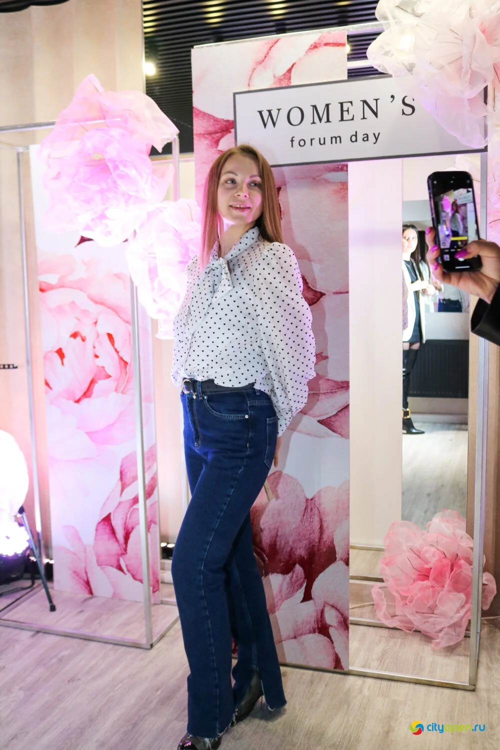 05/03/23 Women’s forum day @ Рестобар Большой