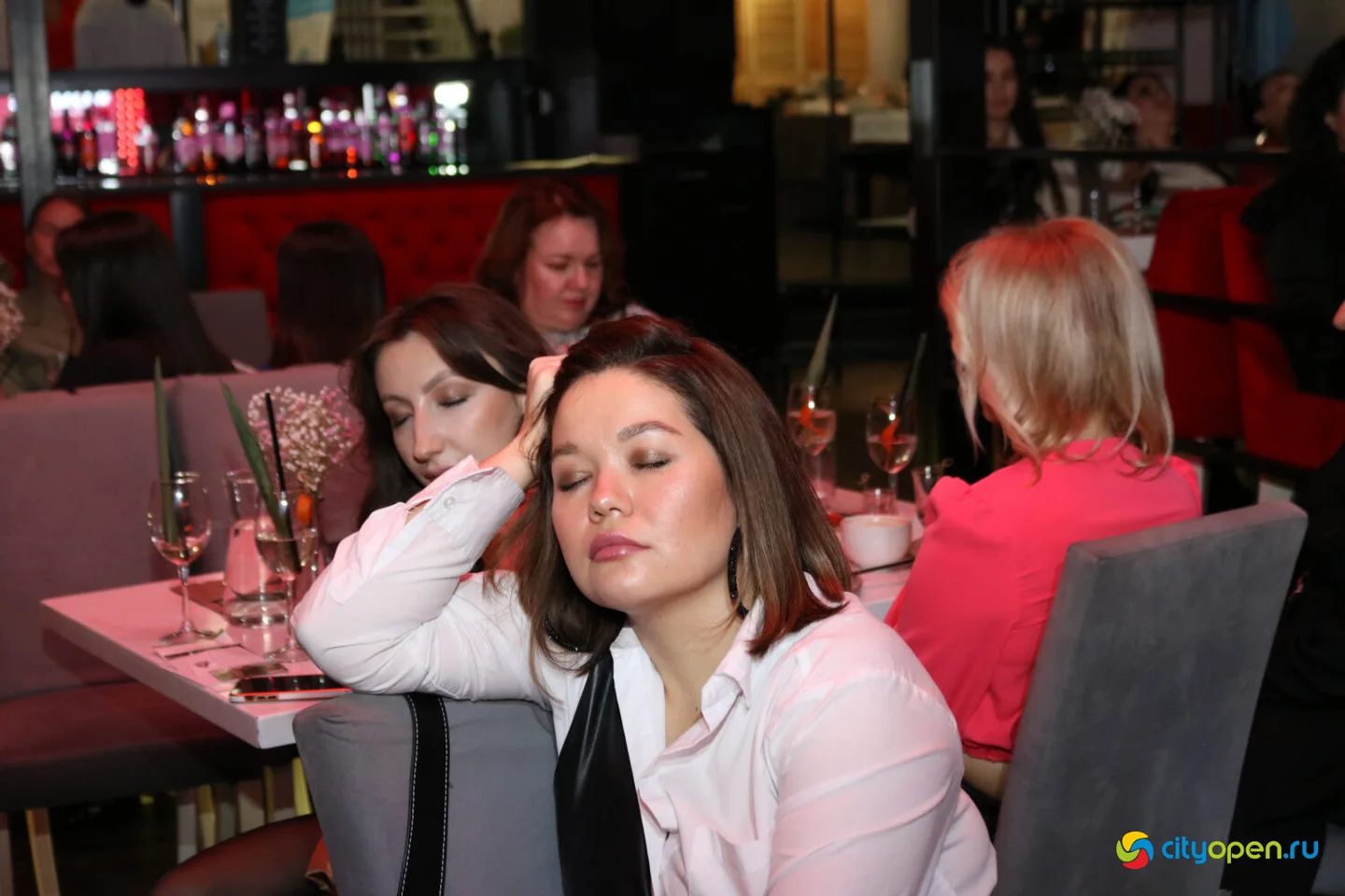 05/03/23 Women’s forum day @ Рестобар Большой