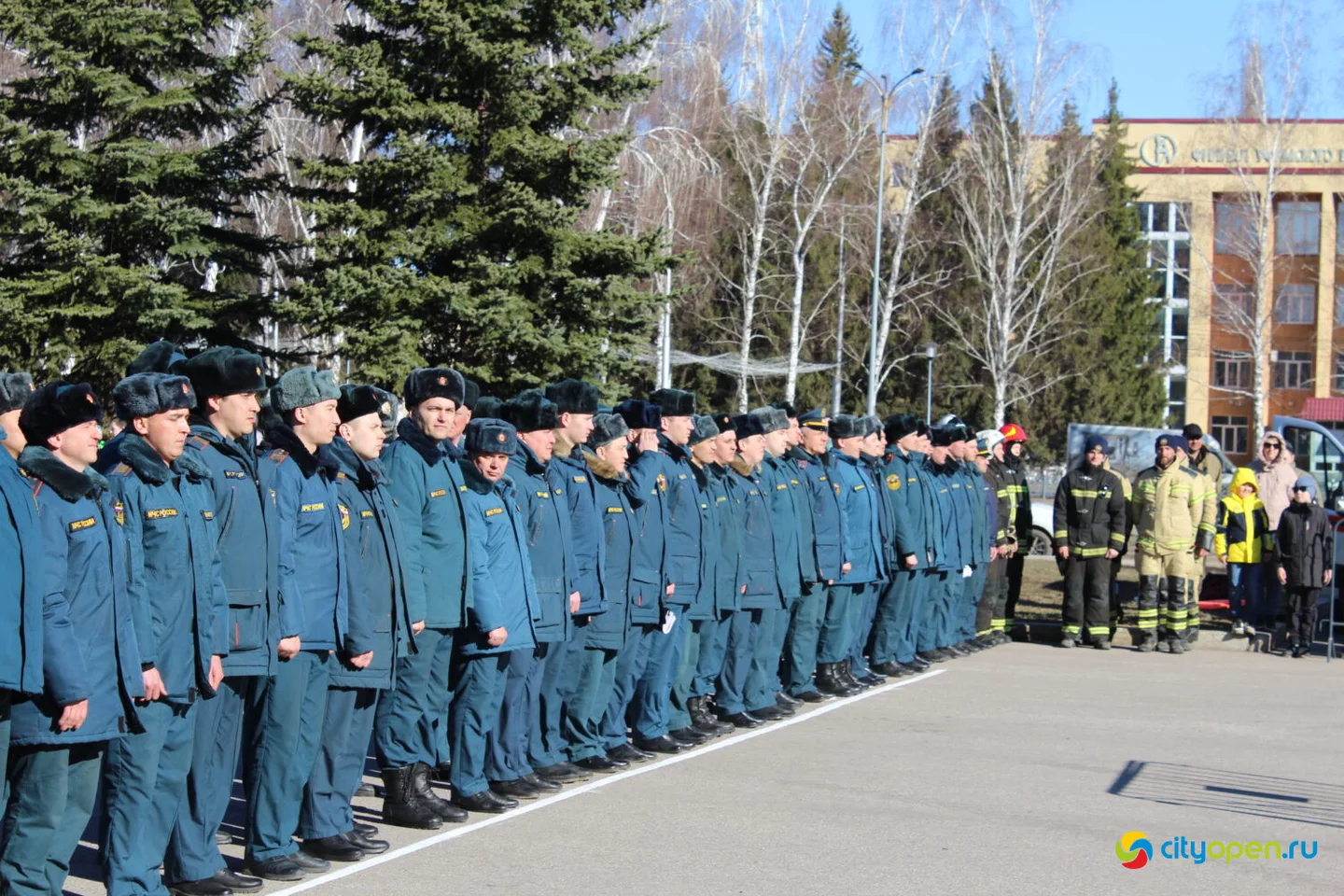 30/03/23 Республиканские соревнования по проведению работ при ликвидации ЧС на автотранспорте | Стерлитамак. Площадь перед ГДК