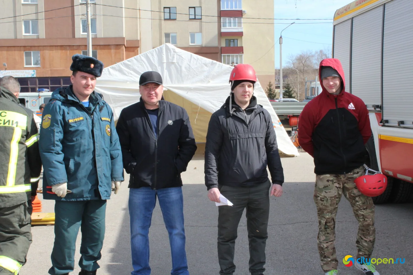 30/03/23 Республиканские соревнования по проведению работ при ликвидации ЧС на автотранспорте | Стерлитамак. Площадь перед ГДК