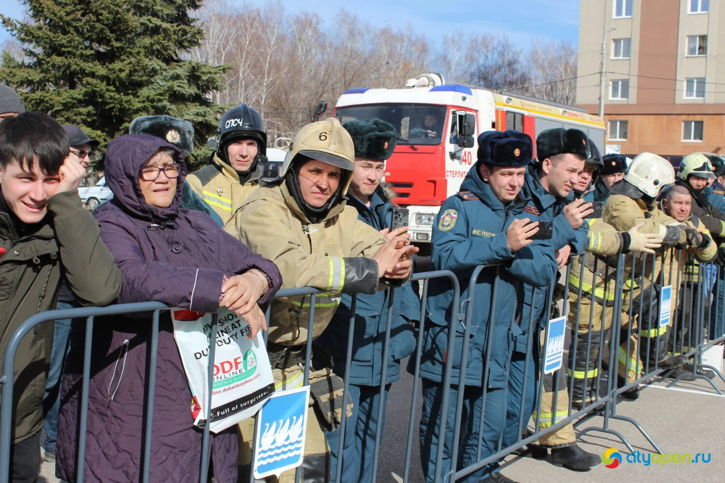 30/03/23 Республиканские соревнования по проведению работ при ликвидации ЧС на автотранспорте | Стерлитамак. Площадь перед ГДК