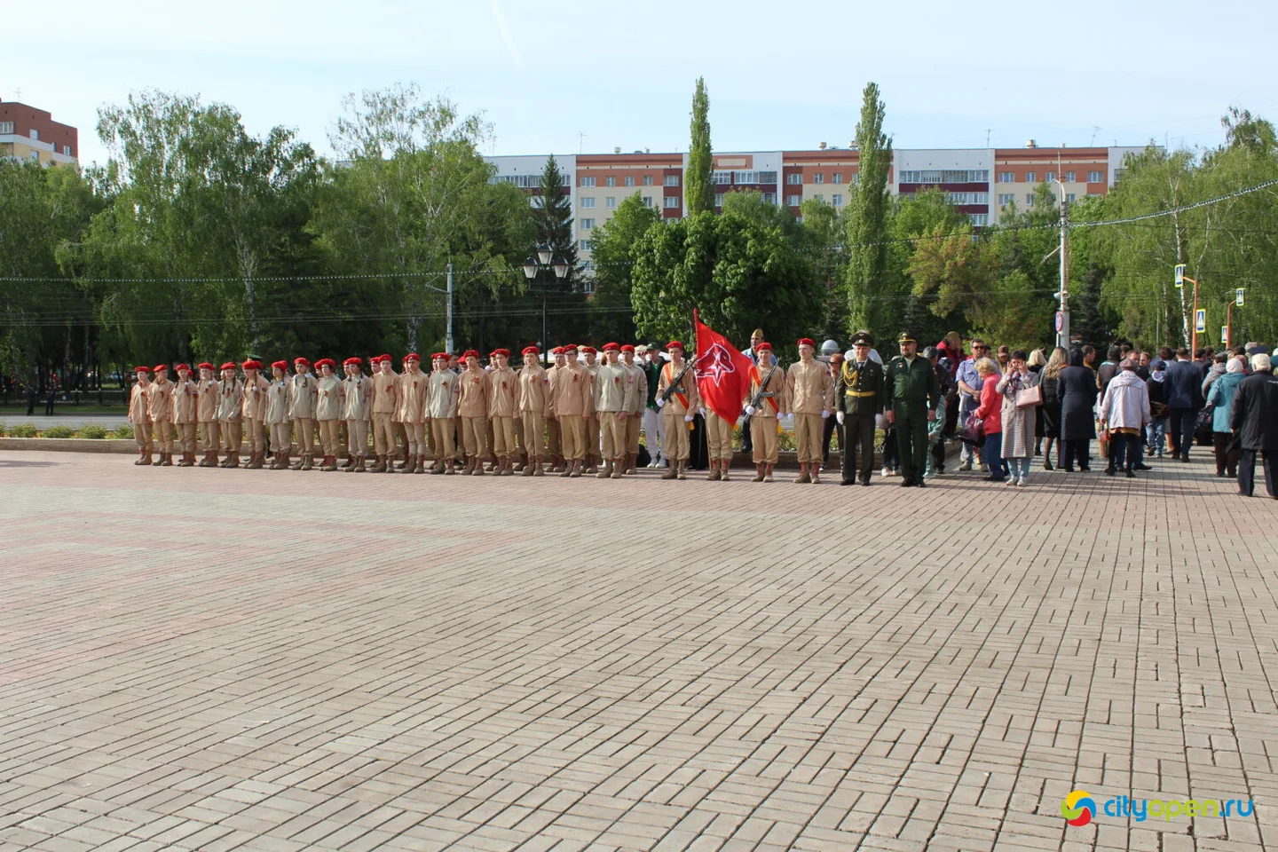 9/05/23 День Победы в Стерлитамаке | Возложение цветов и шествие