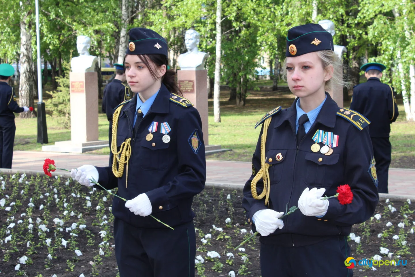 9/05/23 День Победы в Стерлитамаке | Возложение цветов и шествие