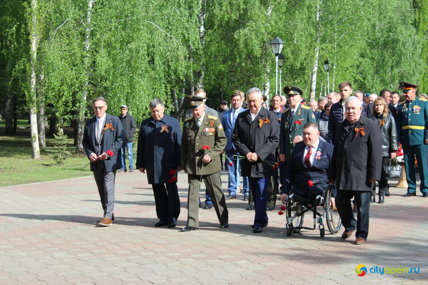 9/05/23 День Победы в Стерлитамаке | Возложение цветов и шествие